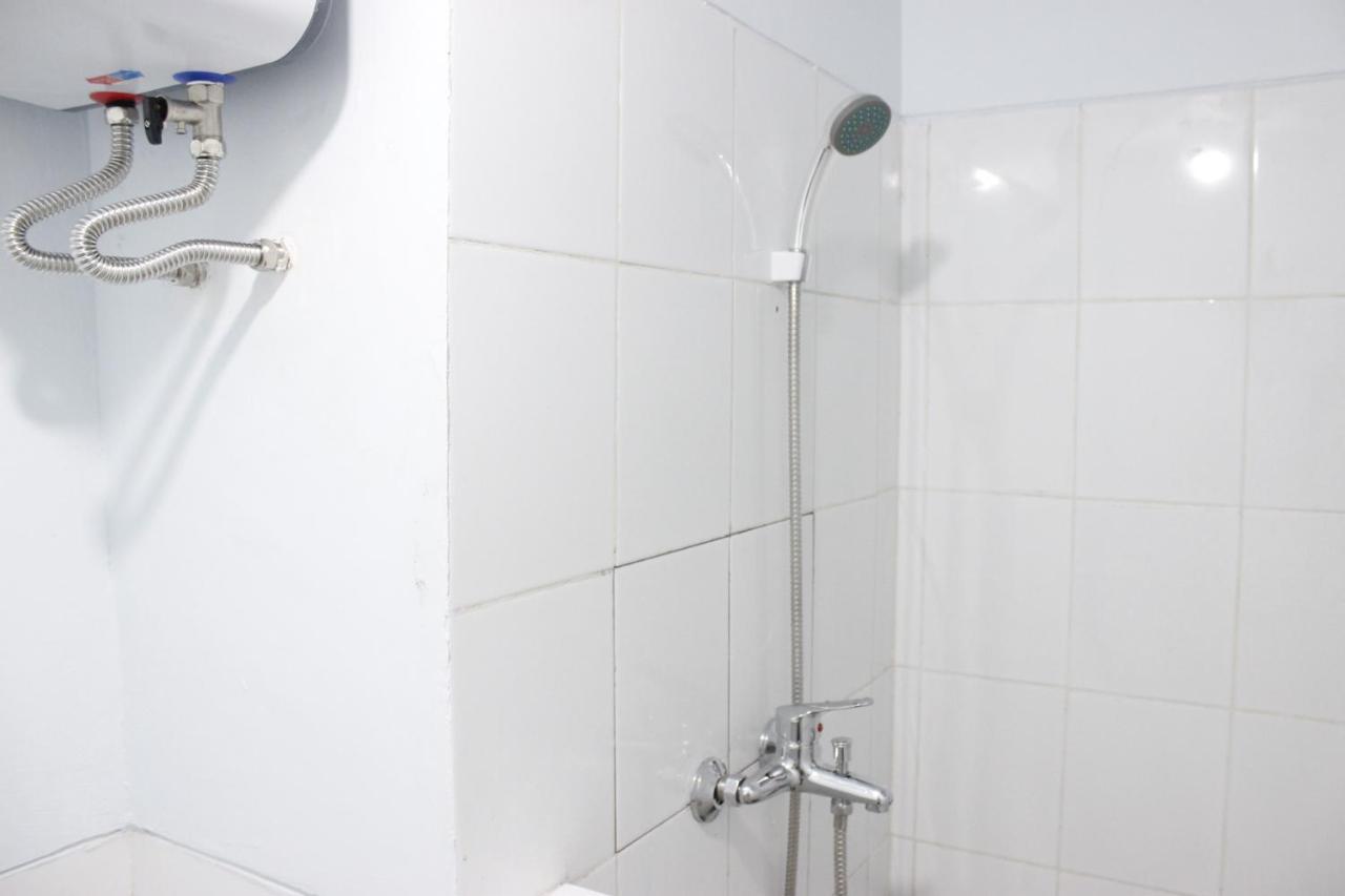 Modest 2Br Apartment At The Jarrdin Cihampelas By Travelio Bandung Buitenkant foto