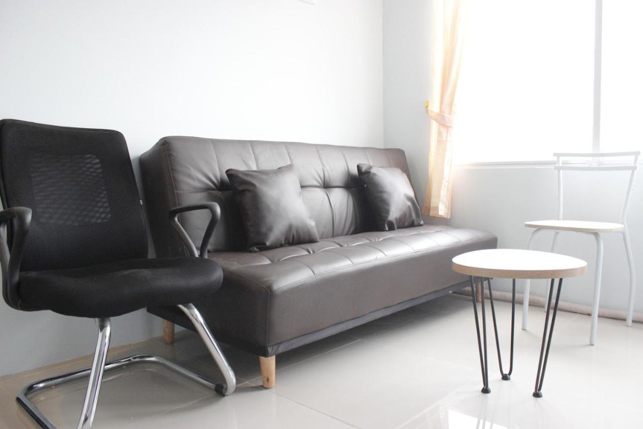 Modest 2Br Apartment At The Jarrdin Cihampelas By Travelio Bandung Buitenkant foto